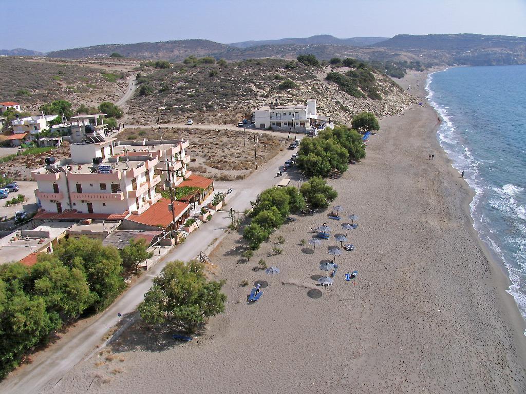 Villas Alexandros Petrino Kalamaki  Habitación foto