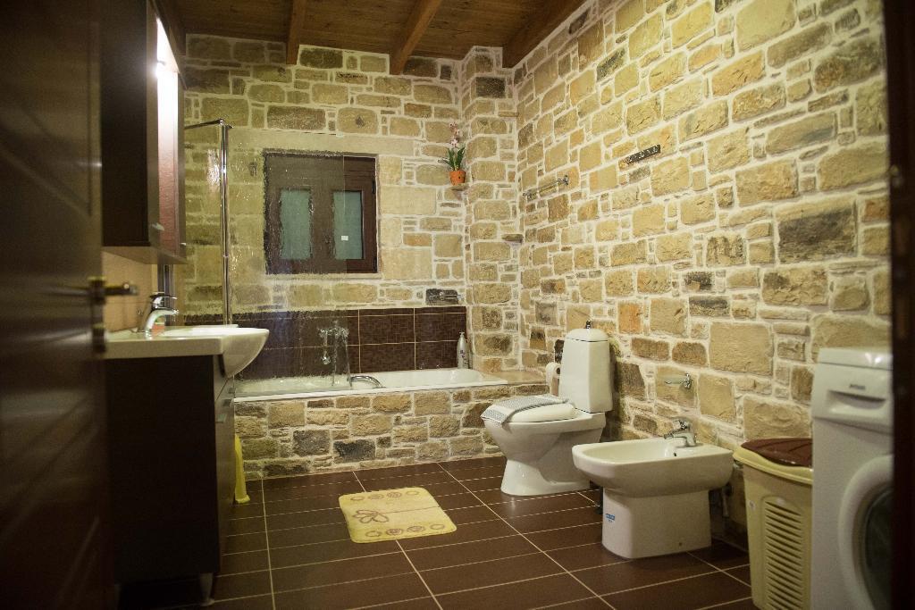 Villas Alexandros Petrino Kalamaki  Habitación foto