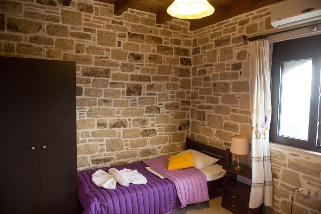 Villas Alexandros Petrino Kalamaki  Habitación foto